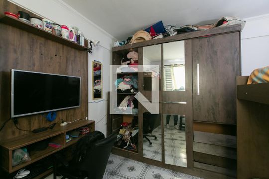 Quarto 1 de apartamento à venda com 2 quartos, 47m² em Itaquera, São Paulo