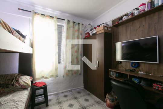 Quarto 1 de apartamento à venda com 2 quartos, 47m² em Itaquera, São Paulo