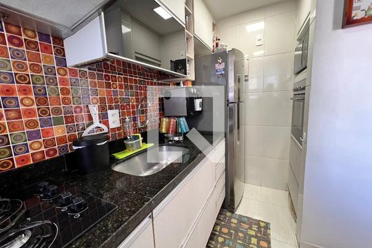 Cozinha de apartamento à venda com 2 quartos, 58m² em Taquara, Rio de Janeiro