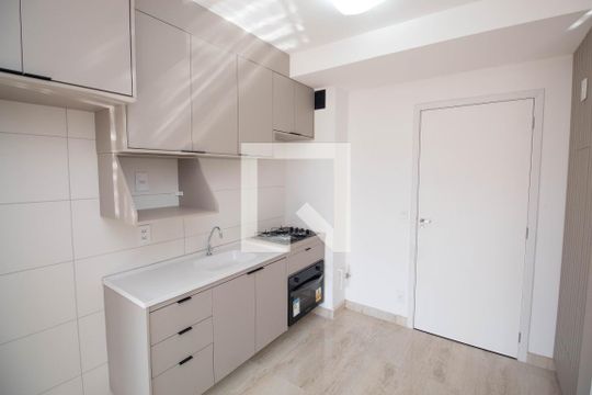 Sala/Cozinha de apartamento para alugar com 1 quarto, 29m² em Tucuruvi, São Paulo