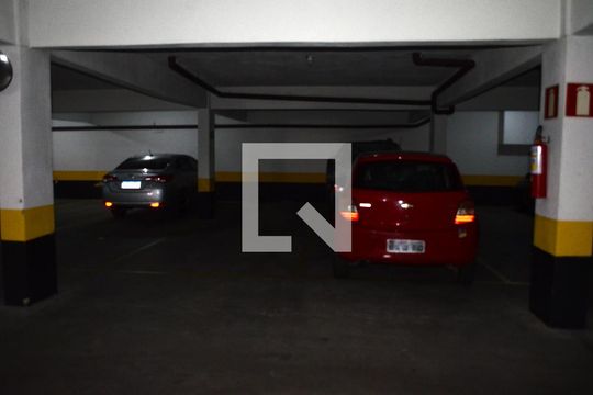 Garagem de apartamento para alugar com 3 quartos, 103m² em Cidade Nova, Belo Horizonte