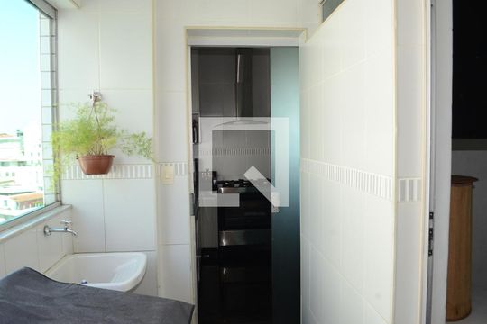 Área de Serviço de apartamento para alugar com 3 quartos, 103m² em Cidade Nova, Belo Horizonte