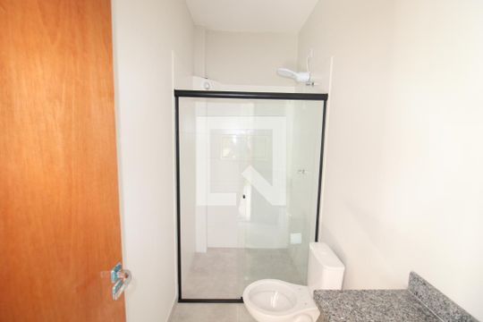 Banheiro de apartamento à venda com 2 quartos, 50m² em Santana, São Paulo