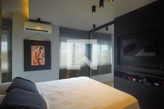 Suíte de apartamento à venda com 2 quartos, 76m² em Mauá, Novo Hamburgo