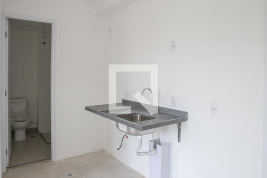 Sala e Cozinha de apartamento à venda com 1 quarto, 27m² em Perdizes, São Paulo