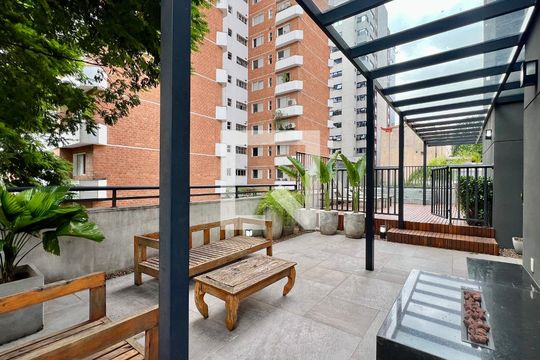 Área comum de kitnet/studio para alugar com 1 quarto, 32m² em Pinheiros, São Paulo