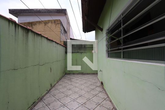 Quintal de casa para alugar com 3 quartos, 180m² em Jardim Vila Formosa, São Paulo