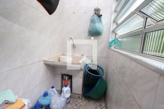 Lavanderia de casa para alugar com 3 quartos, 180m² em Jardim Vila Formosa, São Paulo