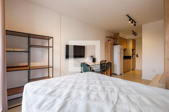 Studio de kitnet/studio para alugar com 1 quarto, 27m² em Pinheiros, São Paulo