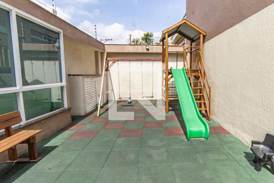 Área comum - Playground de casa de condomínio para alugar com 3 quartos, 210m² em Vila Invernada, São Paulo