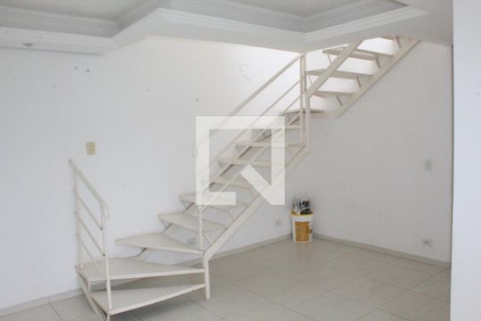 Sala de apartamento para alugar com 3 quartos, 100m² em Parque Frondoso, Cotia