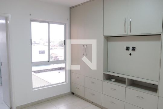 Suíte de apartamento para alugar com 3 quartos, 80m² em Ipiranga, Goiânia