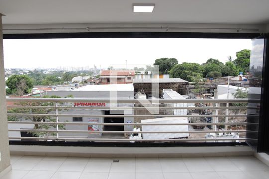 Vista de apartamento à venda com 3 quartos, 80m² em Ipiranga, Goiânia