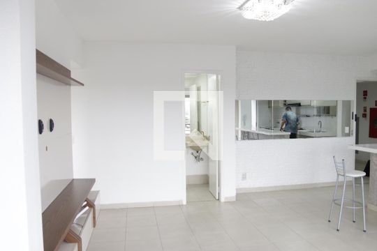 Sala de apartamento para alugar com 3 quartos, 80m² em Ipiranga, Goiânia
