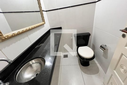 Lavabo de casa de condomínio à venda com 4 quartos, 254m² em Taquara, Rio de Janeiro