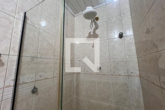 Banheiro Social de casa de condomínio à venda com 4 quartos, 254m² em Taquara, Rio de Janeiro
