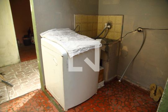 Área de Serviço de casa à venda com 2 quartos, 300m² em Conjunto Habitacional Sao Fernando, São Bernardo do Campo