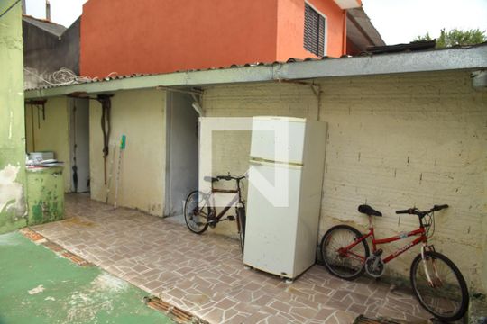 Depósito/Serviço de casa à venda com 2 quartos, 300m² em Conjunto Habitacional Sao Fernando, São Bernardo do Campo