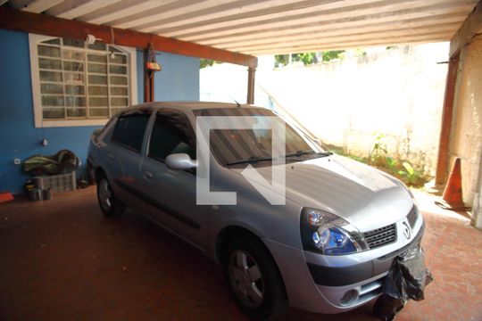 Garagem de casa à venda com 2 quartos, 300m² em Conjunto Habitacional Sao Fernando, São Bernardo do Campo