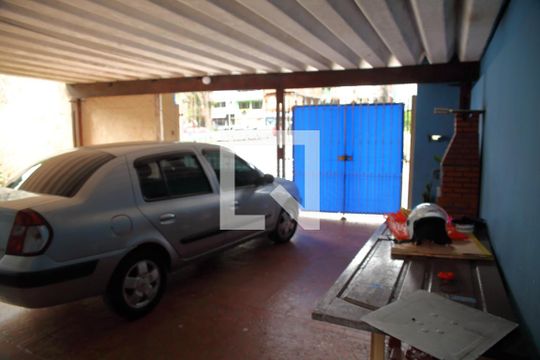 Garagem de casa à venda com 2 quartos, 300m² em Conjunto Habitacional Sao Fernando, São Bernardo do Campo