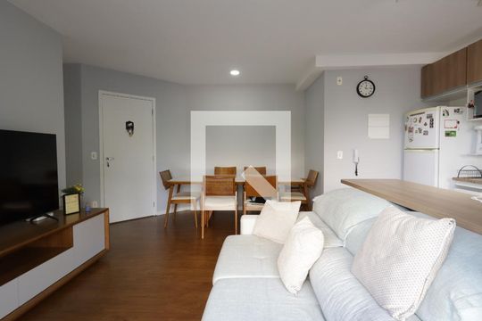 Sala de apartamento para alugar com 2 quartos, 50m² em Vila Andrade, São Paulo
