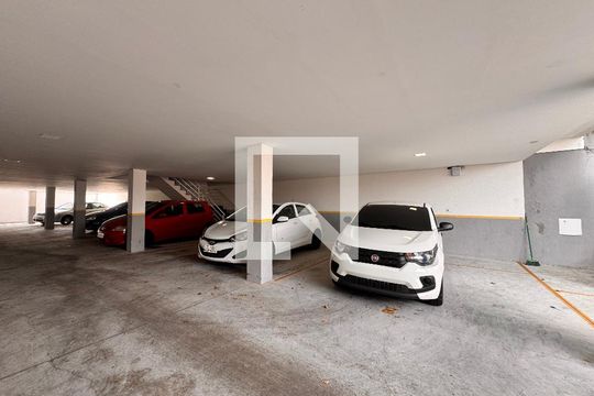 Garagem de apartamento à venda com 2 quartos, 100m² em Parque Oratório, Santo André