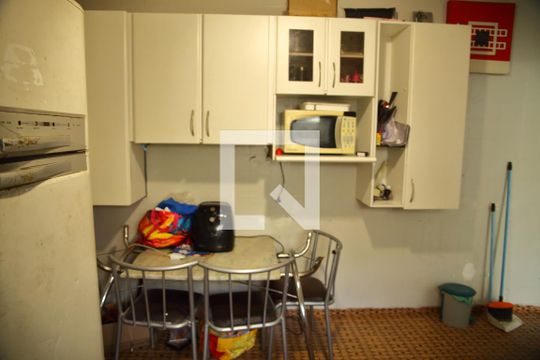 casa 2 Cozinha 2 de casa para alugar com 6 quartos, 455m² em Ferrazópolis, São Bernardo do Campo