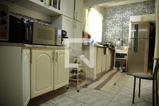 Cozinha de casa para alugar com 6 quartos, 455m² em Ferrazópolis, São Bernardo do Campo