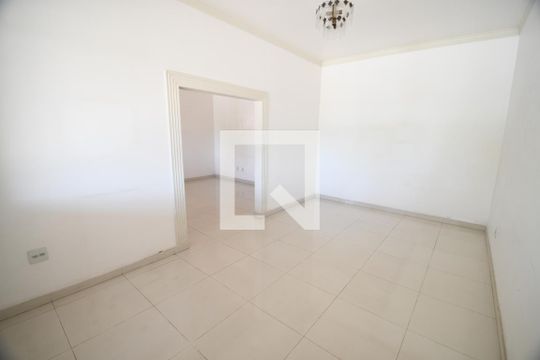 Casa para alugar com 3 quartos, 225m² em Vila Industrial (campinas), Campinas