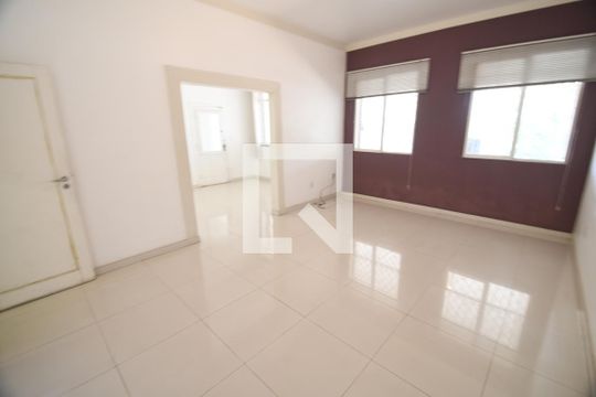 Sala 2 de casa para alugar com 3 quartos, 225m² em Vila Industrial (campinas), Campinas