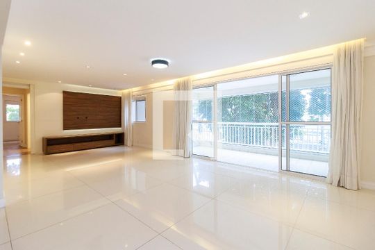 Apartamento à venda com 3 quartos, 143m² em Santo Amaro, São Paulo