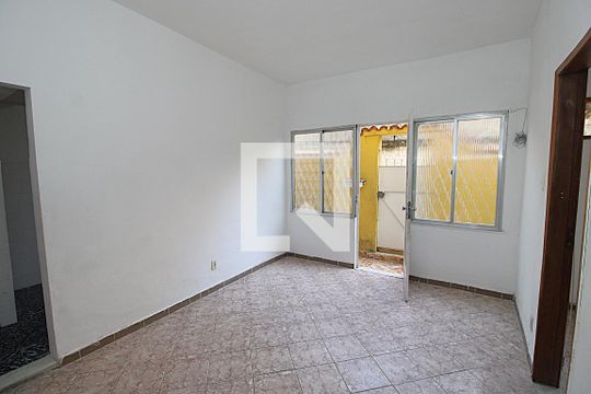 Sala de casa para alugar com 2 quartos, 97m² em Piedade, Rio de Janeiro