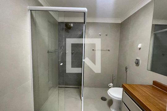 Banheiro da Suíte de apartamento para alugar com 1 quarto, 70m² em Jardim Paulista, São Paulo