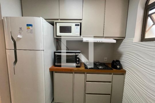 Cozinha de apartamento para alugar com 1 quarto, 70m² em Jardim Paulista, São Paulo