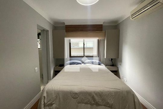 Suíte de apartamento para alugar com 1 quarto, 70m² em Jardim Paulista, São Paulo