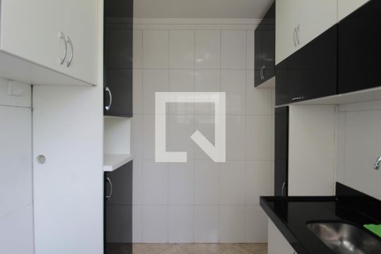 Cozinha e Área de Serviço de apartamento à venda com 2 quartos, 45m² em Candelária, Belo Horizonte