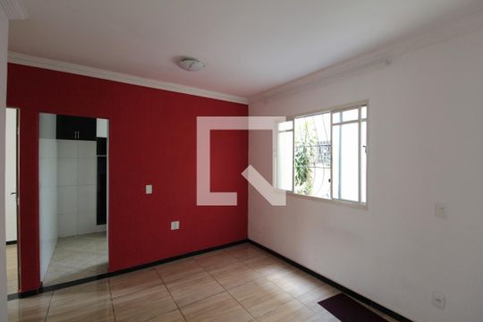 Sala de apartamento à venda com 2 quartos, 45m² em Candelária, Belo Horizonte