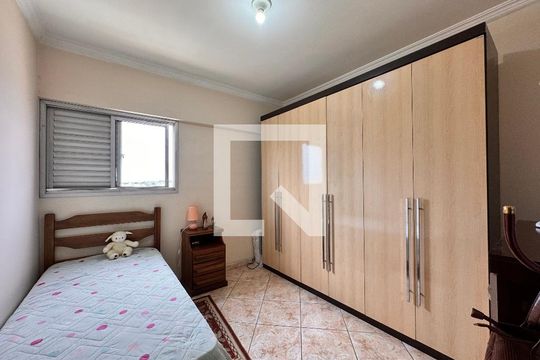 Quarto 1 de apartamento à venda com 3 quartos, 80m² em Parque das Nações, Santo André
