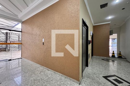 Hall social de apartamento à venda com 3 quartos, 80m² em Parque das Nações, Santo André
