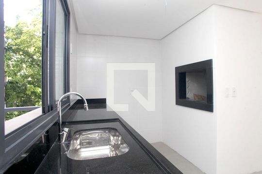 Cozinha + Área de Serviço de apartamento à venda com 2 quartos, 89m² em Rio Branco, Porto Alegre