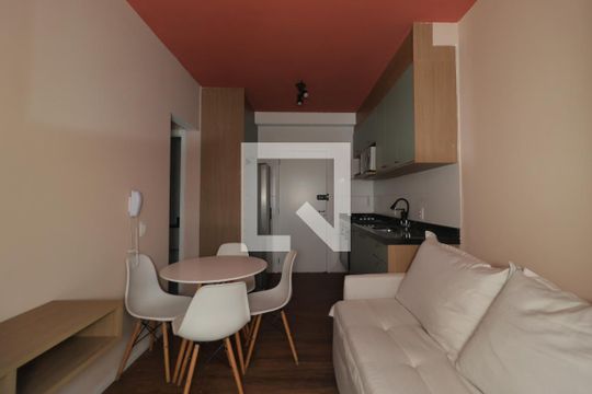 Sala/Cozinha de apartamento à venda com 2 quartos, 44m² em Mooca, São Paulo