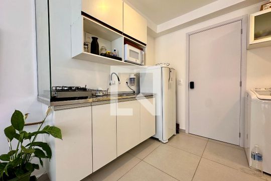 Cozinha de apartamento à venda com 1 quarto, 39m² em Centro, Rio de Janeiro