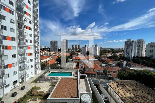 Vista de apartamento à venda com 2 quartos, 39m² em Vila Gomes, São Paulo