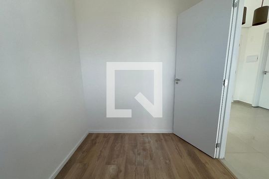 Quarto  de apartamento à venda com 2 quartos, 39m² em Vila Gomes, São Paulo