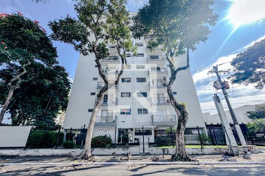 Fachada de apartamento para alugar com 2 quartos, 80m² em Vila Bertioga, São Paulo