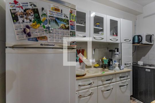 Cozinha e Área de Serviço de apartamento à venda com 2 quartos, 36m² em Rubem Berta, Porto Alegre