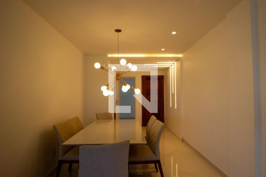 Sala de apartamento à venda com 3 quartos, 199m² em Recreio dos Bandeirantes, Rio de Janeiro