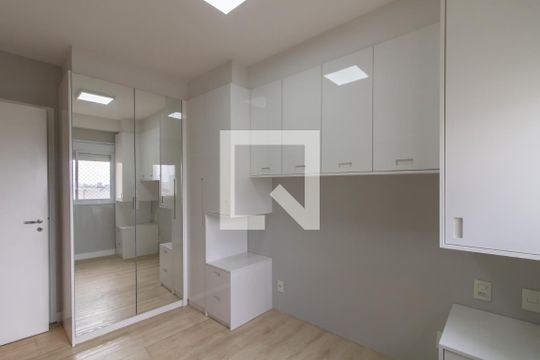Suíte de apartamento para alugar com 2 quartos, 68m² em Jardim Flor da Montanha, Guarulhos