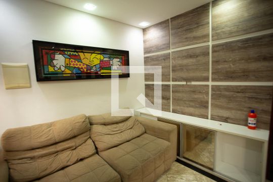 Sala de casa para alugar com 2 quartos, 80m² em Jardim Carlu, São Paulo