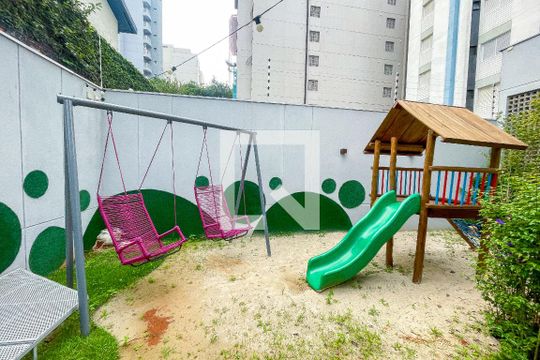 Área comum - Playground de kitnet/studio para alugar com 1 quarto, 24m² em Pinheiros, São Paulo